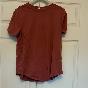 lululemon athletica rose love Short Sleeve Tee